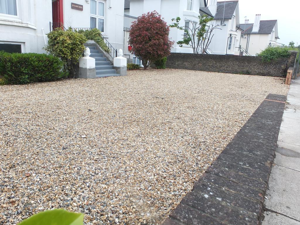 Jessamine House Hotel Gravesend Eksteriør billede
