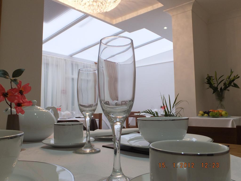 Jessamine House Hotel Gravesend Eksteriør billede